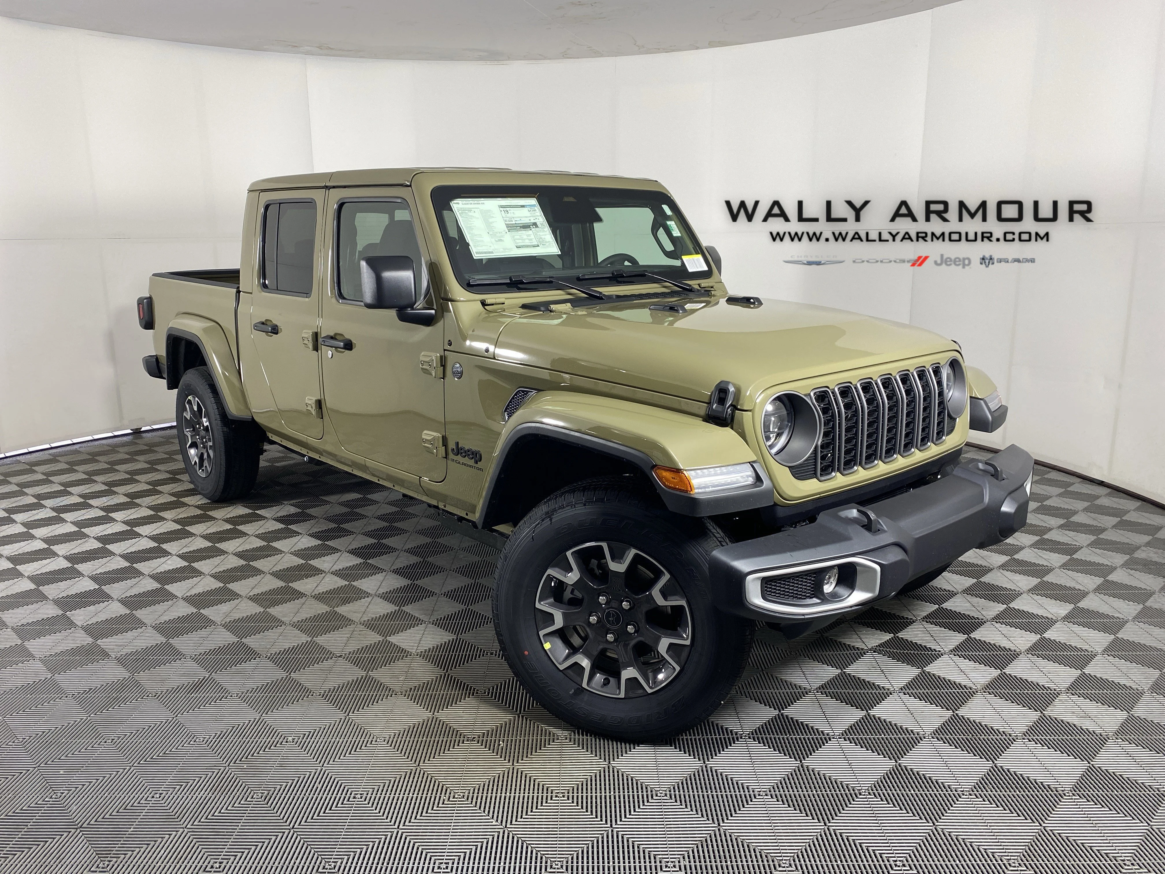 2026 Jeep Gladiator Sahara Auto's photo
