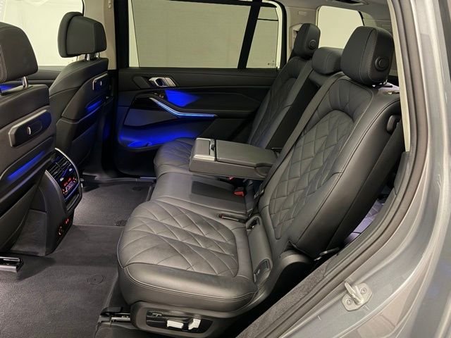 Used 2024 Skyscraper Gray Metallic BMW xDrive40i image 22