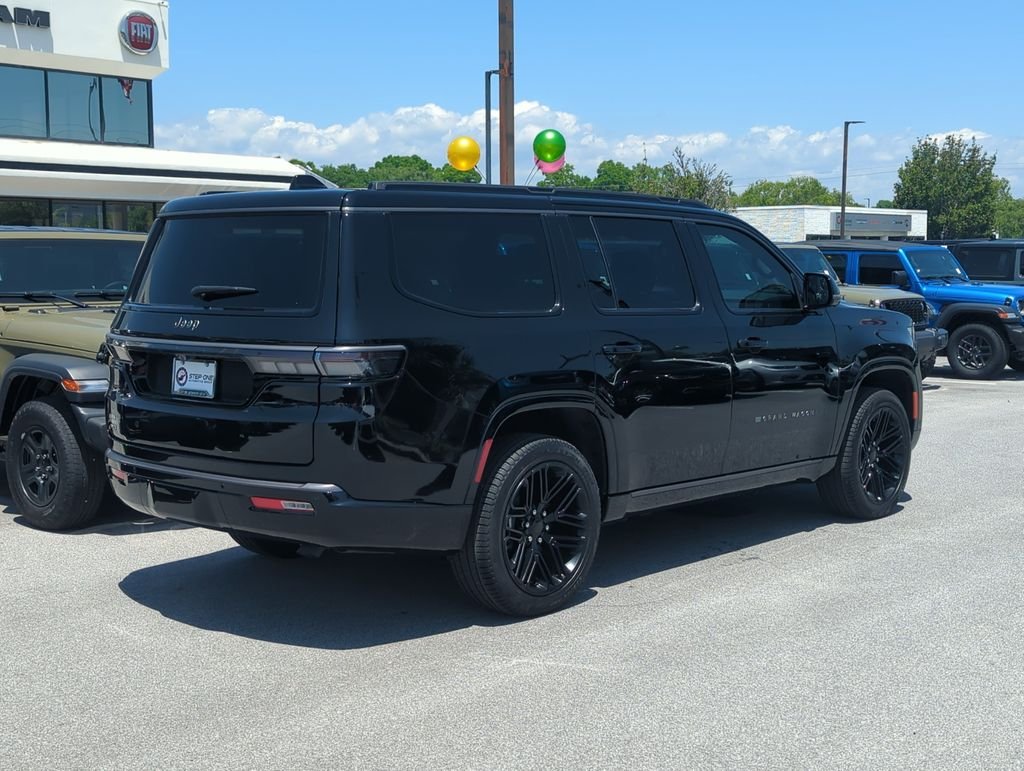 New 2026 High Gloss Black Exterior Paint Jeep Limited Reserve image 7