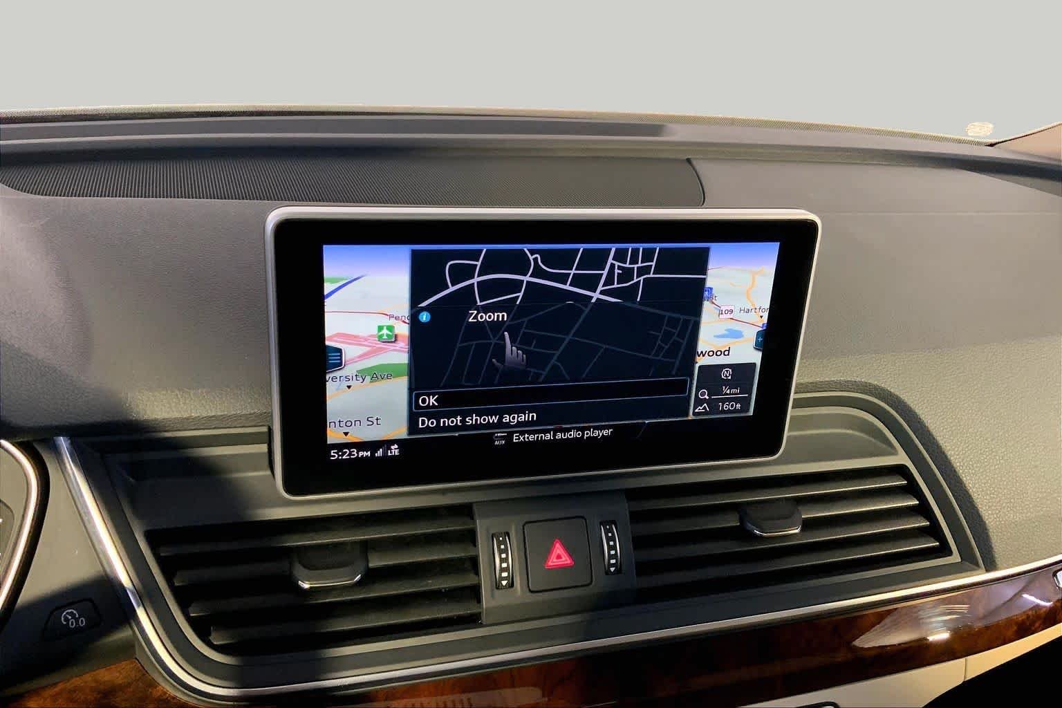 Used 2018 Brilliant Black Audi Premium Plus image 29