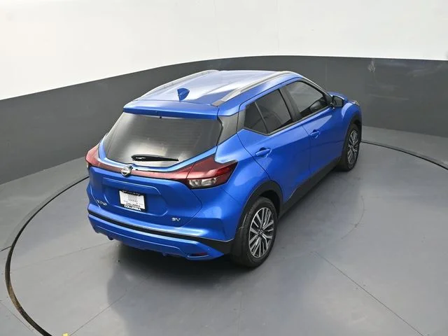 Used 2023 Blue Nissan SV image 17
