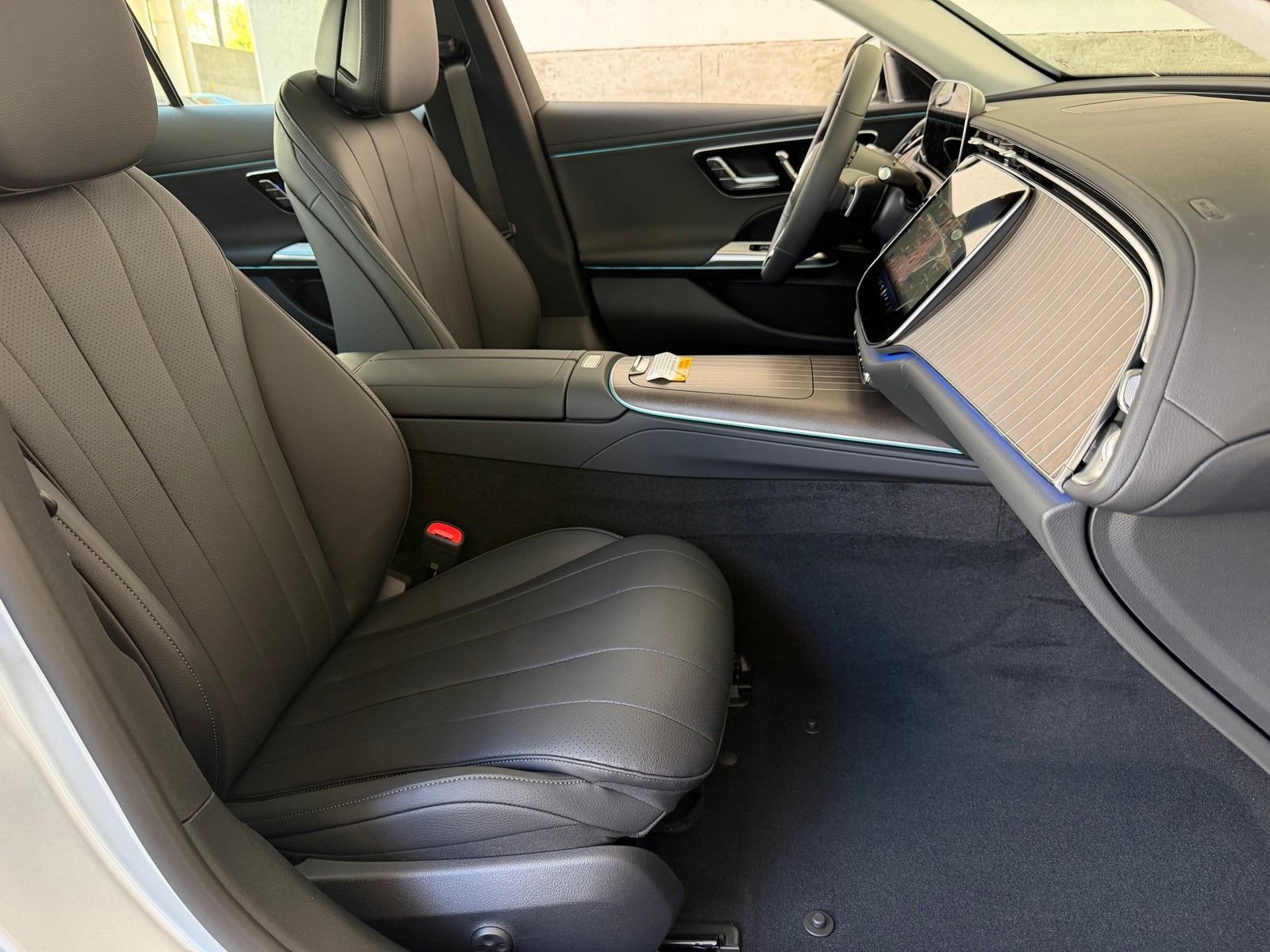 New 2026 Cirrus Silver Metallic Mercedes-Benz E 350 image 16