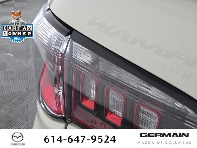 Used 2020 White Jeep Latitude image 16