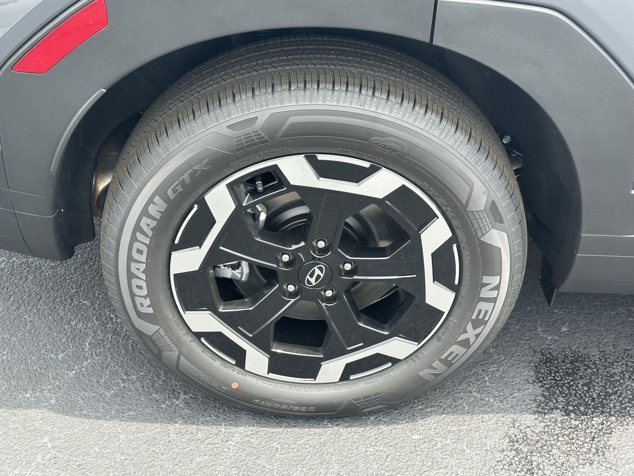 New 2026 Ecotronic Gray Hyundai SE image 16