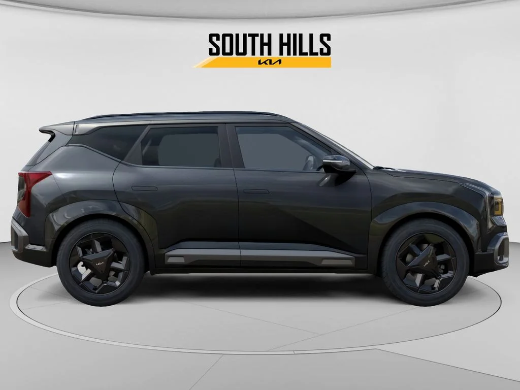New 2027 Gray Kia X-Line image 7