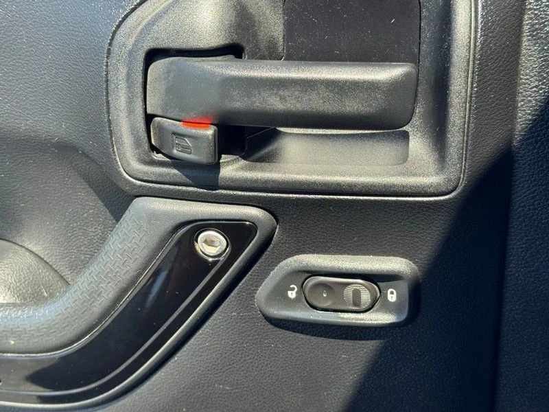 Used 2012 Red Jeep Sahara image 19
