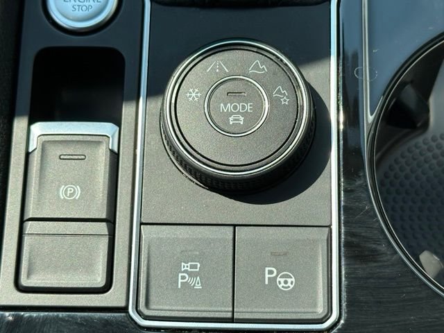 Used 2021 White Volkswagen SEL Premium image 37