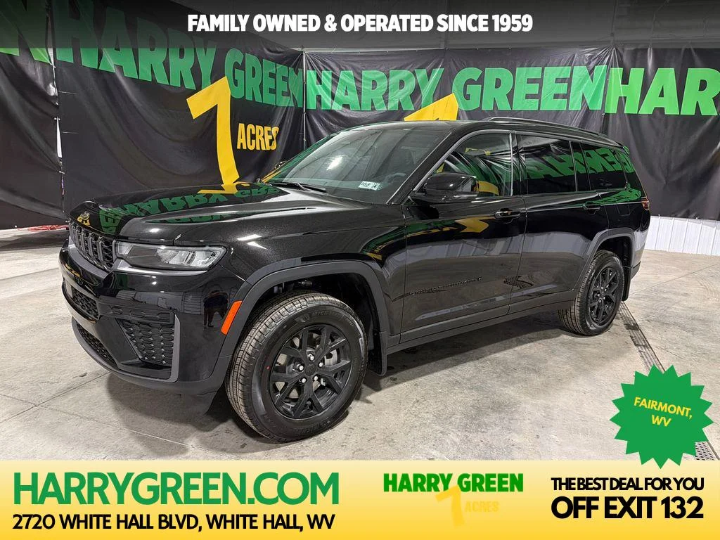 New 2026 Diamond Black Crystal Pearl-Coat Exterior Paint Jeep Laredo Altitude image 1