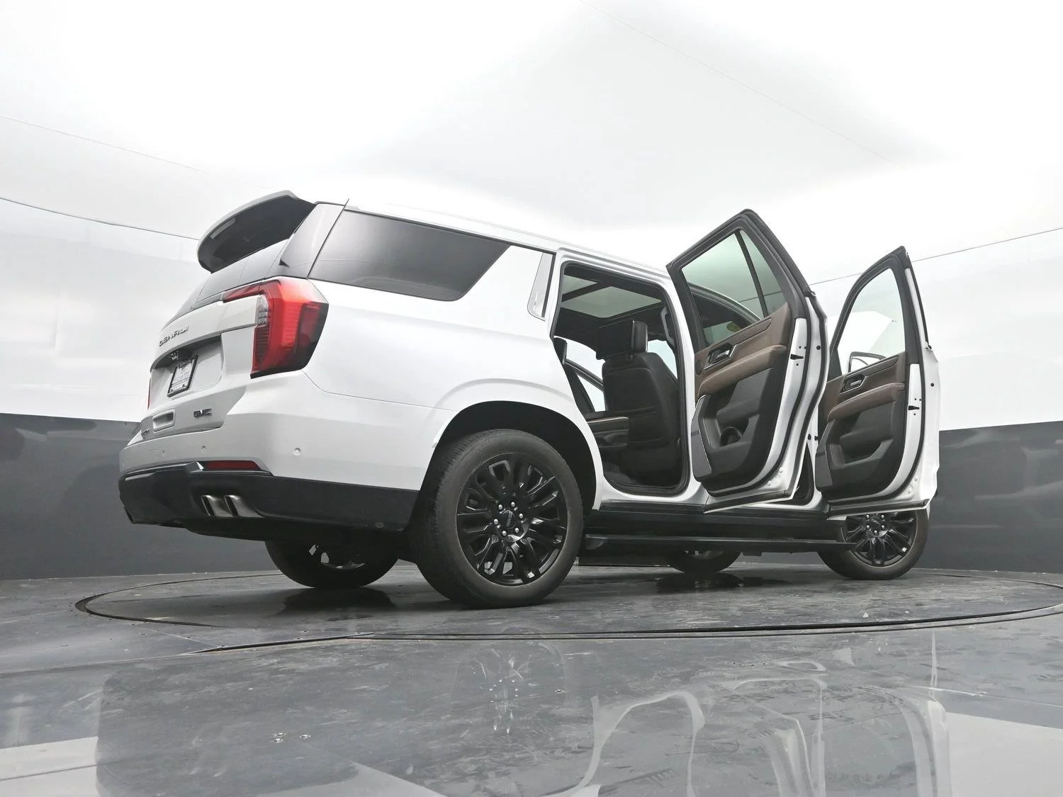 2025 GMC Yukon Denali Ultimate - Photo 58