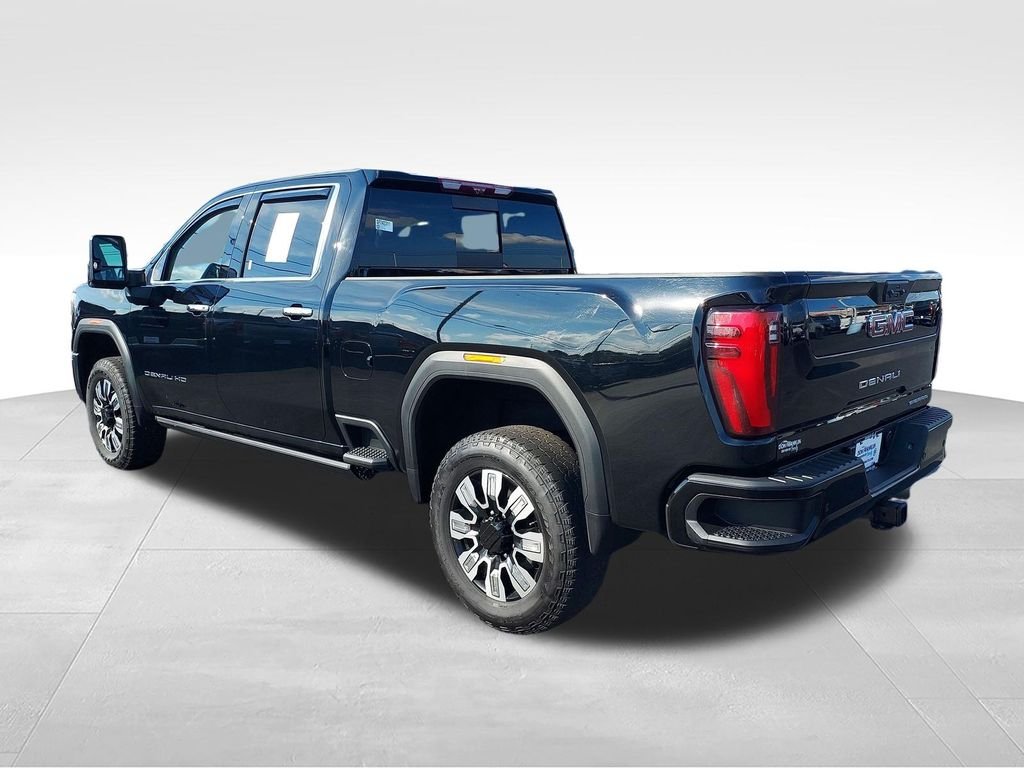 Used 2025 Black GMC Denali image 3