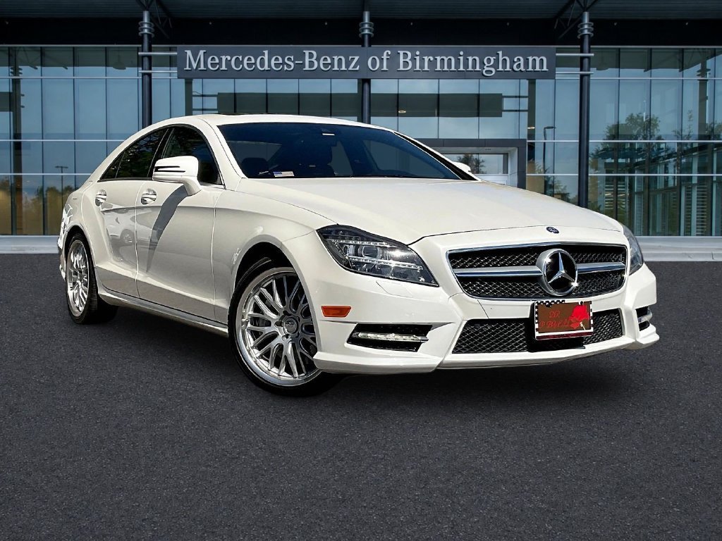 Used 2013 Diamond White Metallic Mercedes-Benz CLS 550 image 1