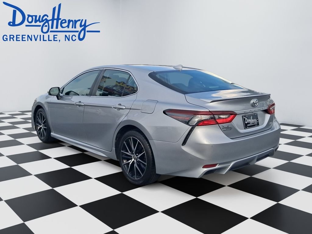 Used 2023 Silver Toyota SE image 3