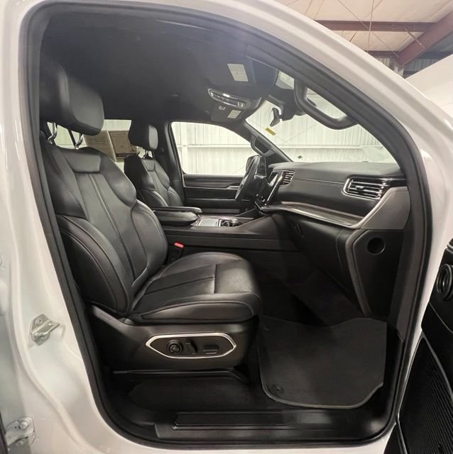 Used 2024 White Jeep Series II image 18