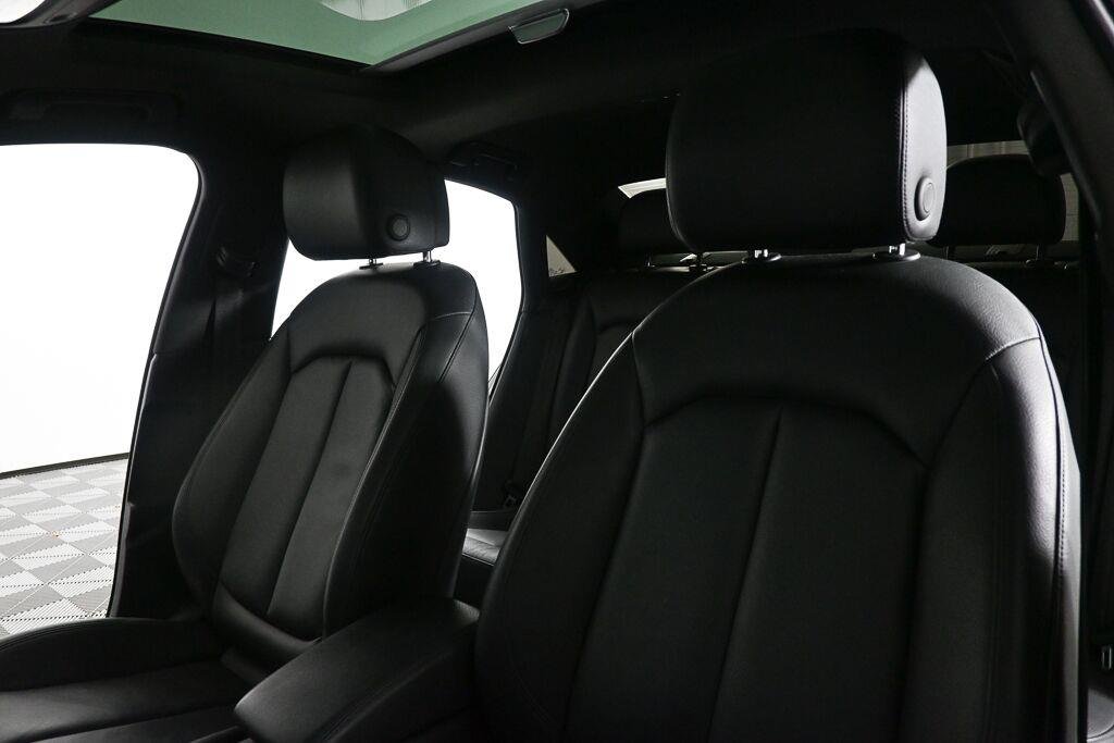 Used 2018 Brilliant Black Audi Premium image 5