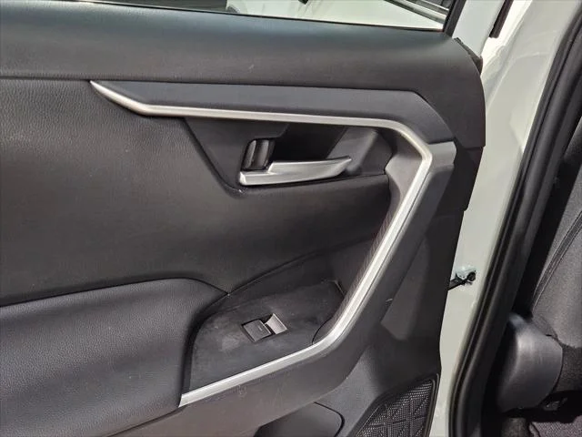 Certified Used 2025 ICE CAP Toyota  image 35