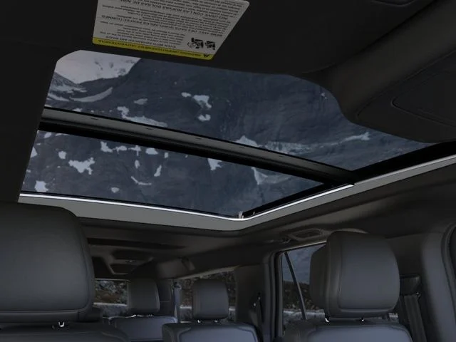 New 2026 White Ford Platinum image 22