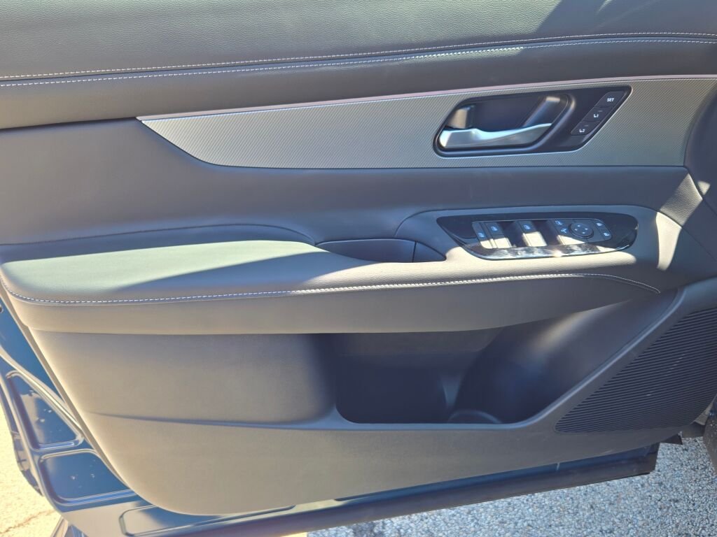 New 2026 Aurora Blue Pearl Metallic / Super Black Two-tone Nissan Platinum image 19