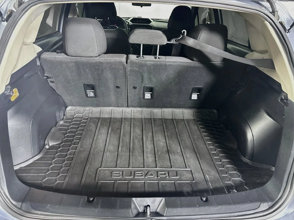 Used 2022 Silver Subaru Base image 20