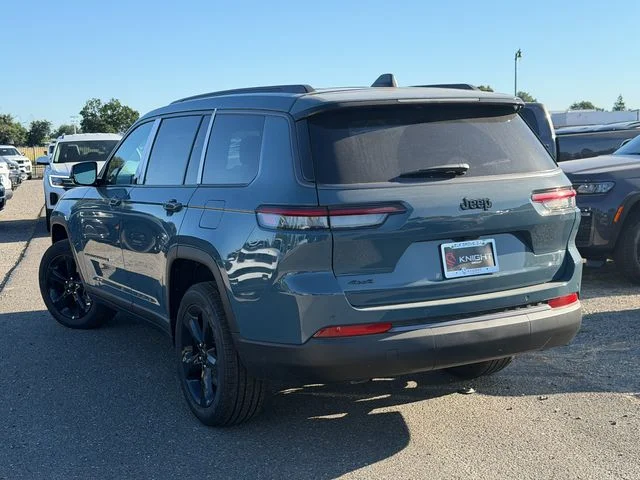 New 2026 Steel Blue Exterior Paint Jeep Limited image 9