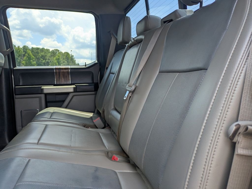 Used 2019 Silver Ford Lariat image 13