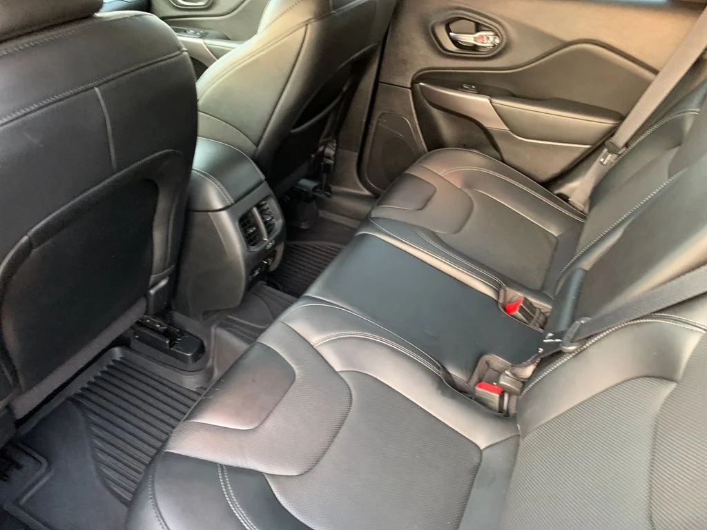 Used 2022 Gray Jeep Limited image 14