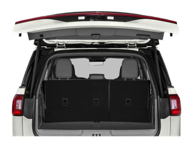 Used 2018 Mocha Lincoln Reserve image 12