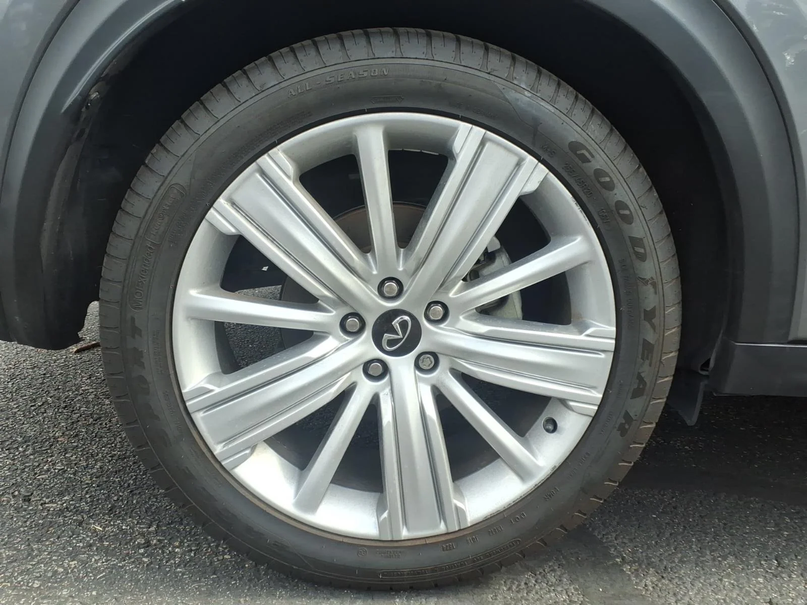 Certified Used 2020 Gray INFINITI Sensory image 10