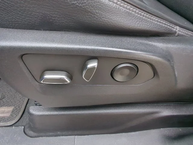 2023 GMC Yukon XL Denali - Photo 11