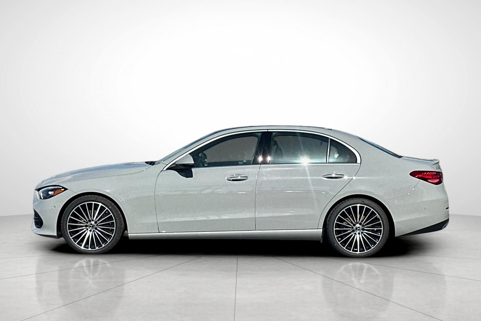 2026 Mercedes-Benz C-Class Sedan C 300 - Photo 32