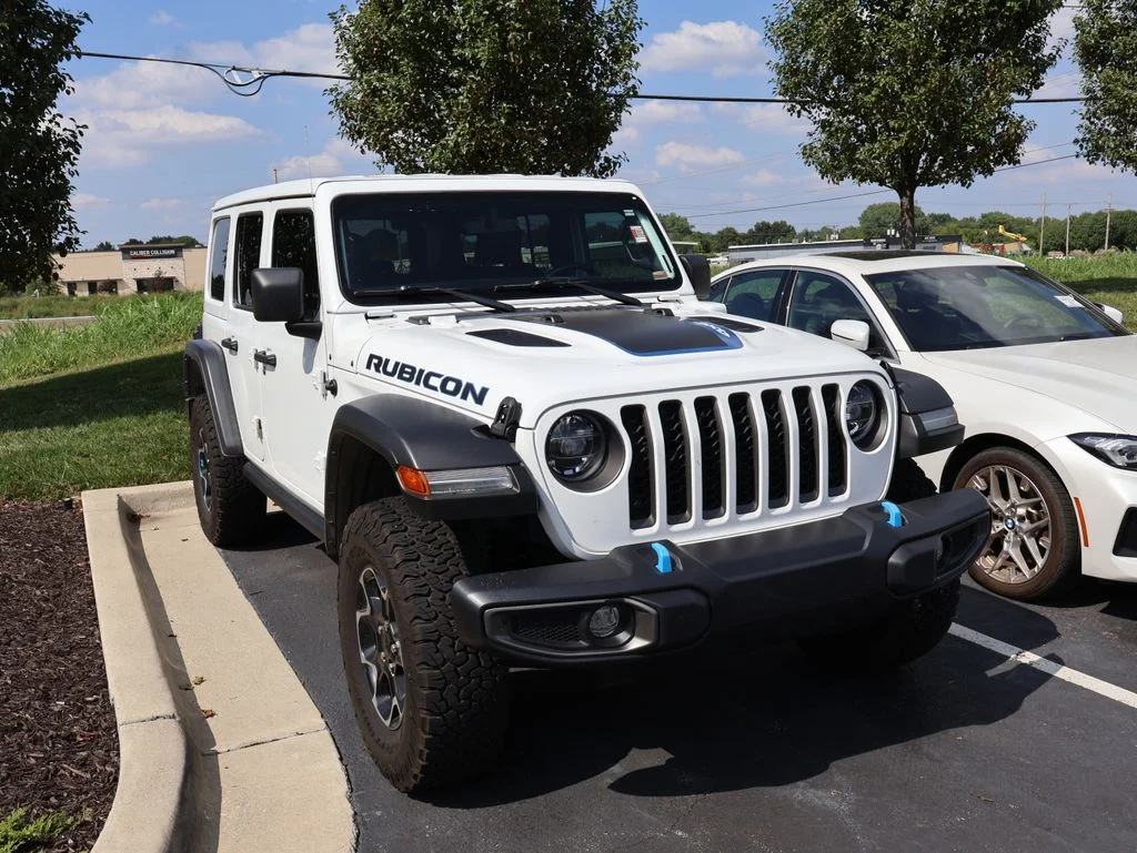 Used 2022 White Jeep Unlimited Rubicon 4xe image 5