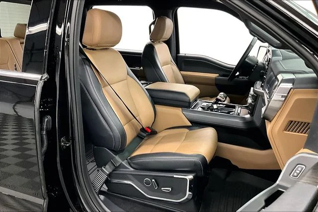Used 2023 Agate Black Metallic Ford Lariat image 8