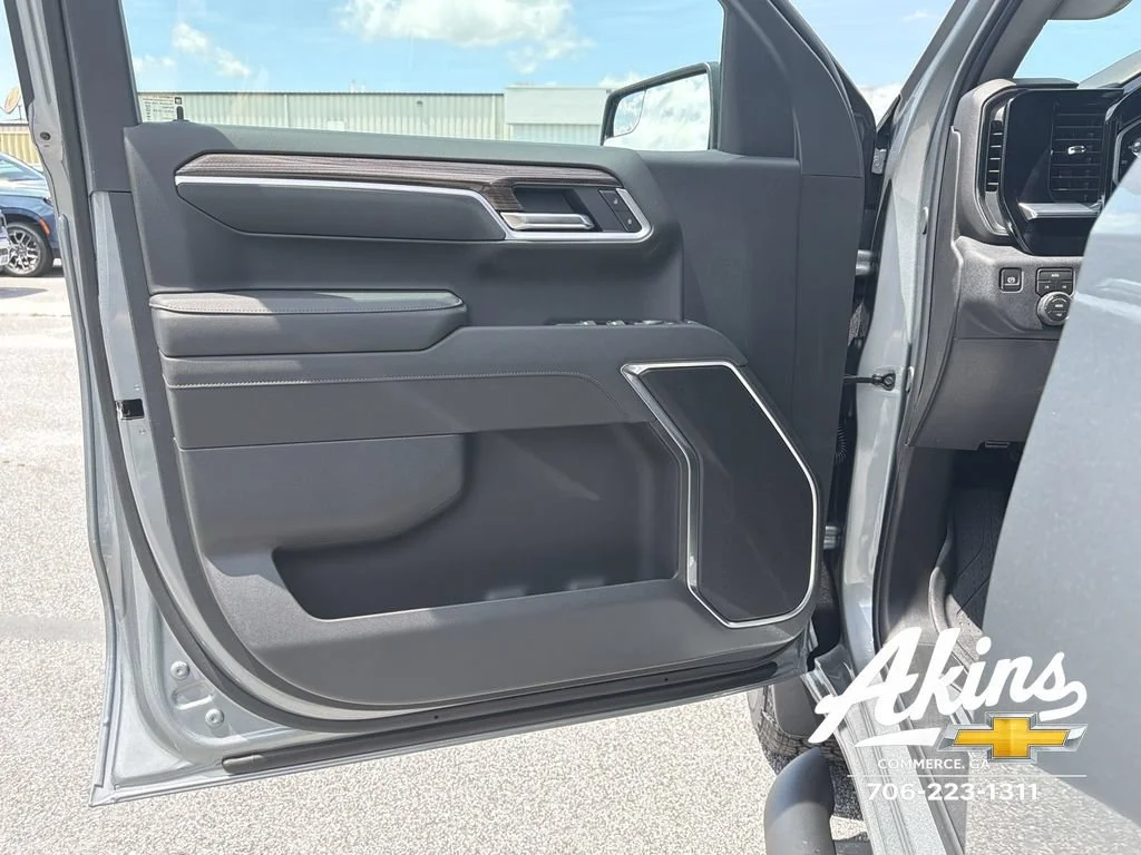 New 2026 Sterling Gray Metallic Chevrolet RST image 15