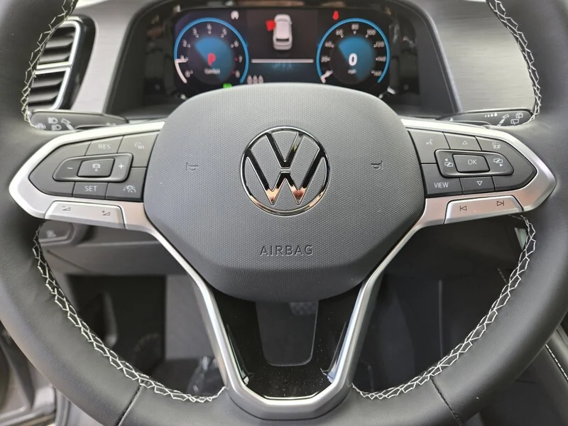 2025 Volkswagen Atlas Cross Sport SE w/Tech - Photo 10
