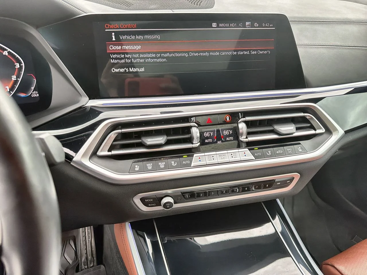 Used 2023 Black BMW M50i image 13