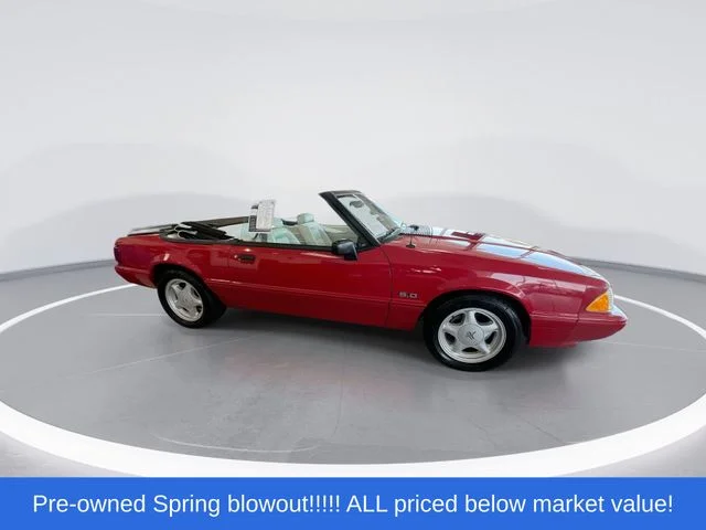 Used 1993 Red Ford LX image 9