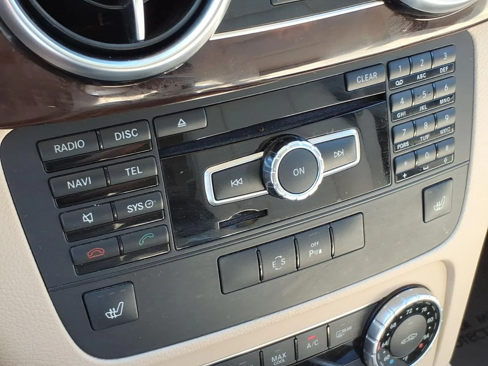 Used 2015 Iridium Silver Metallic Mercedes-Benz GLK 250 BlueTEC® image 20