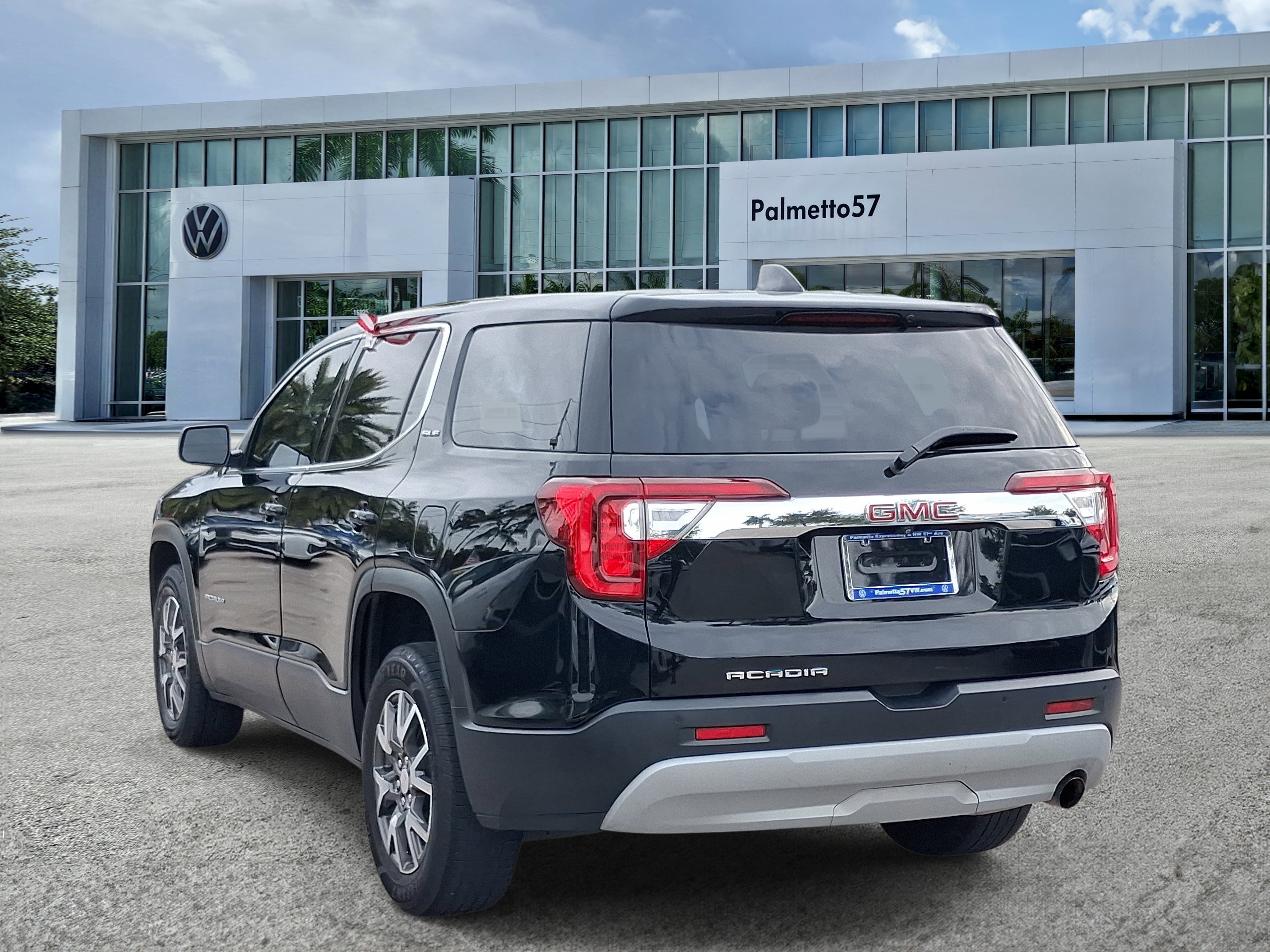 Used 2021 Black GMC SLE image 4
