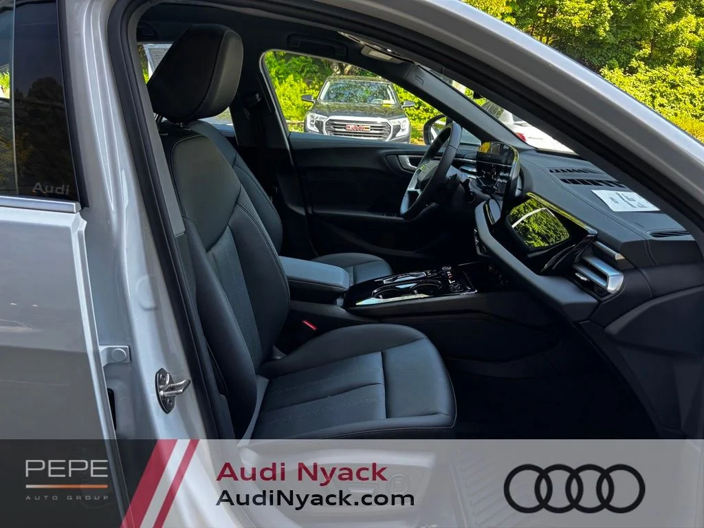 Used 2025 White Audi 2.0T Premium image 21