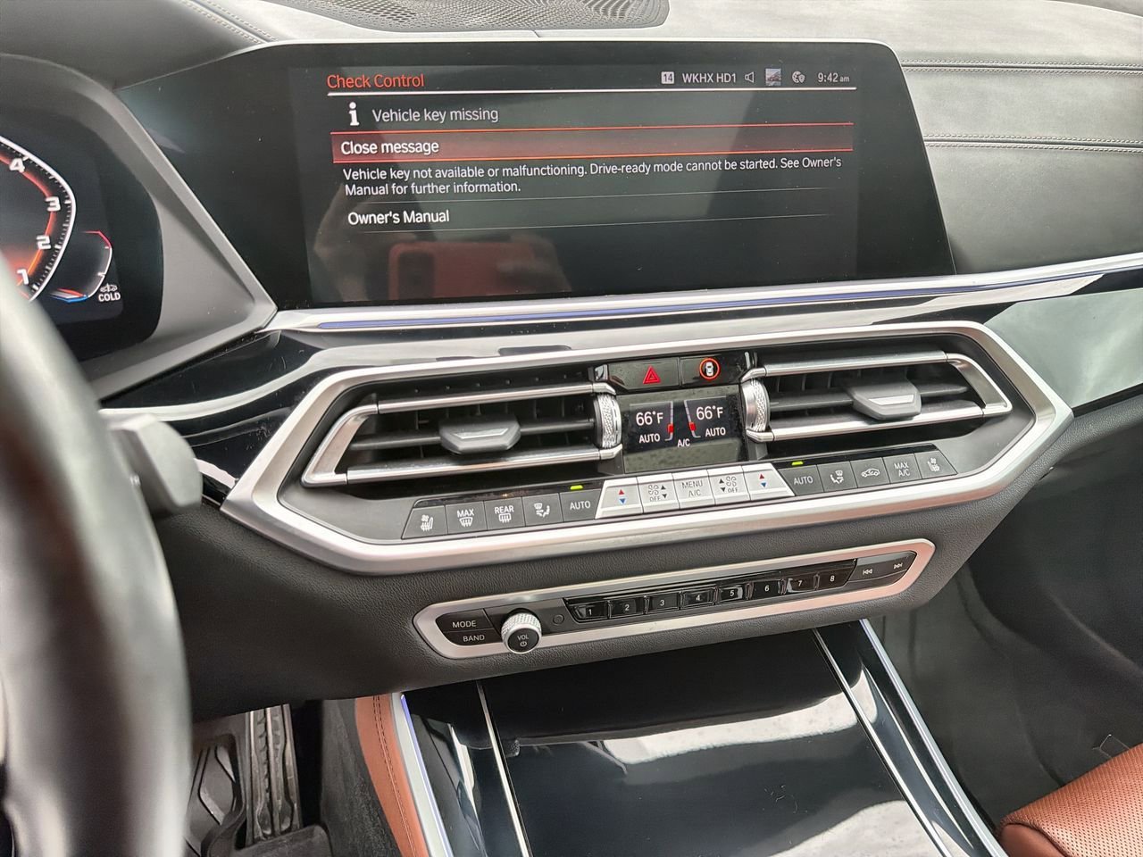 Used 2023 Black BMW M50i image 13