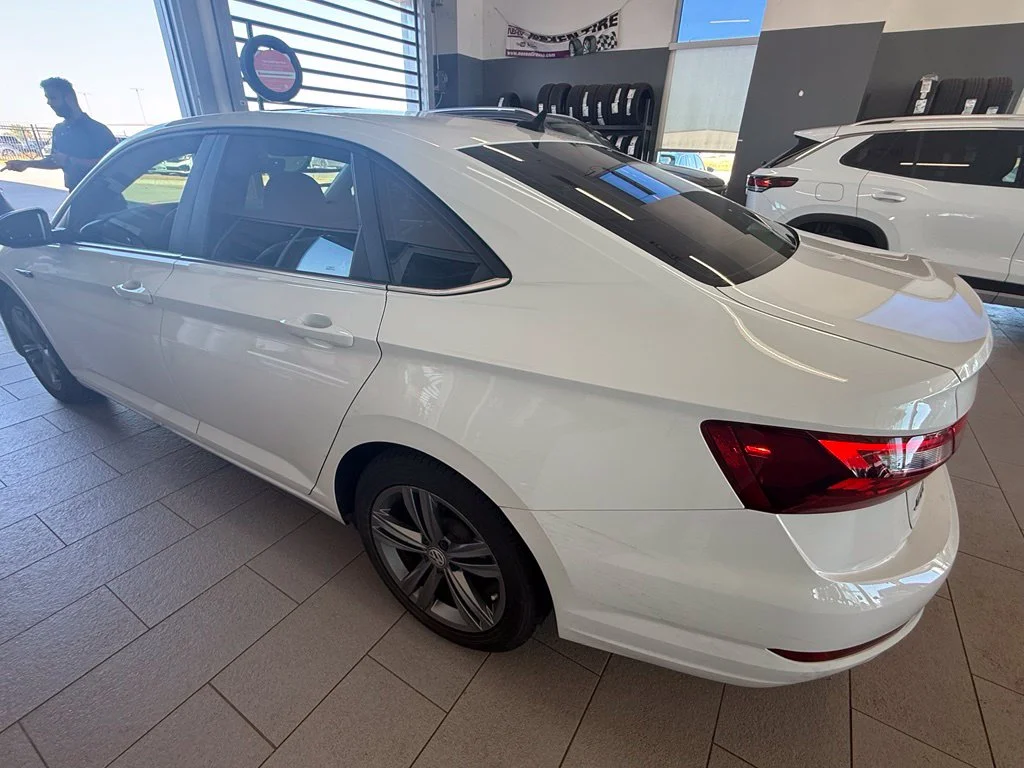 Used 2020  Volkswagen  image 3