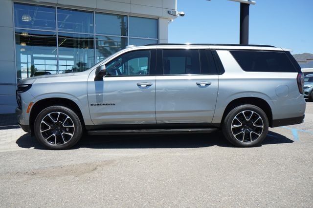 Used 2025 Gray Chevrolet RST image 5