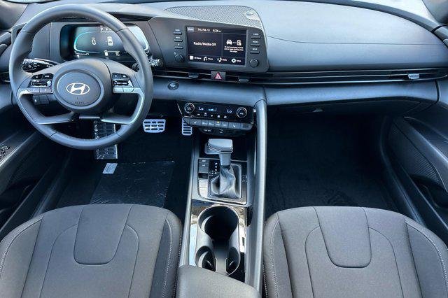 New 2026 Amazon Gray Hyundai SEL Sport Premium image 13
