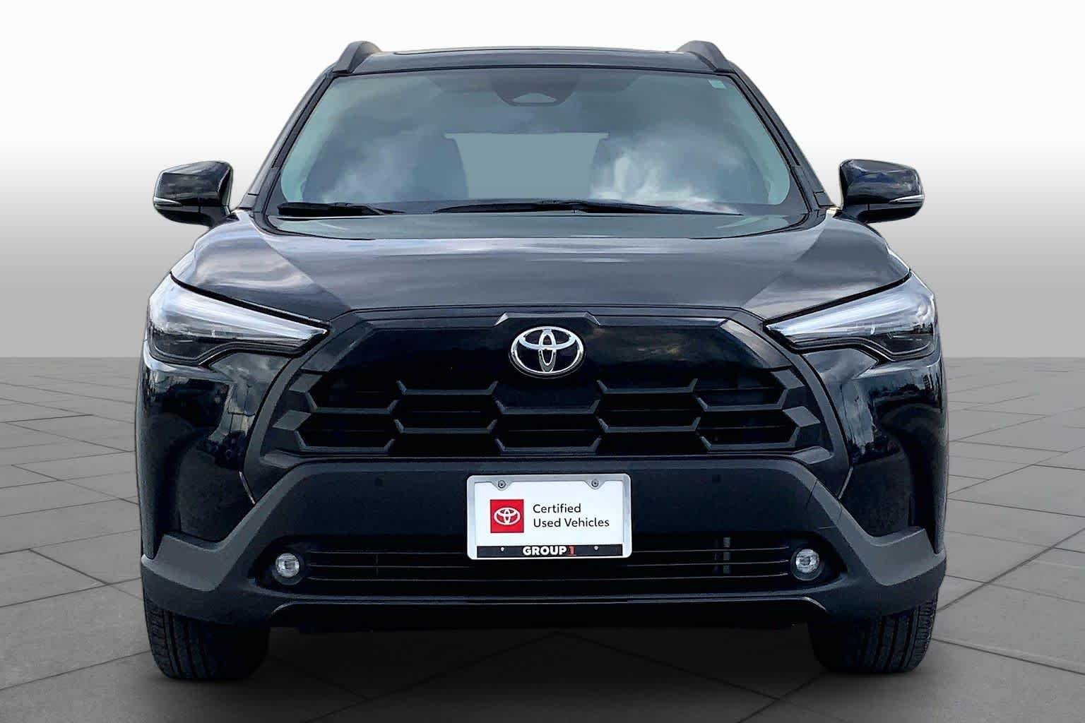Used 2026 Jet Black Toyota XLE image 4