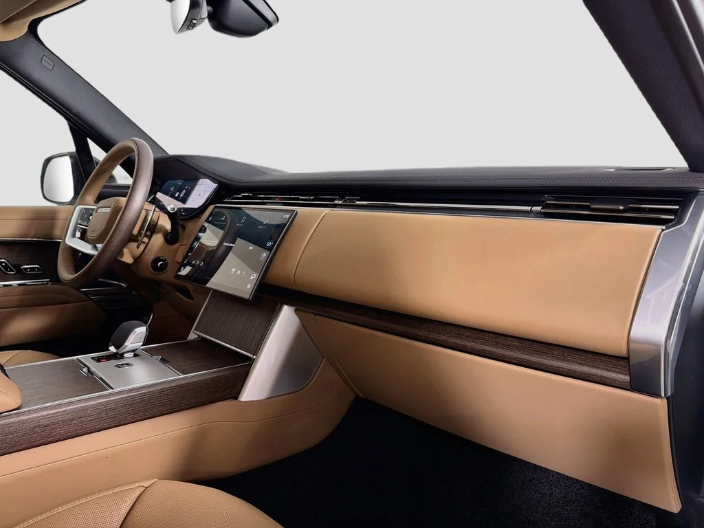 New 2026 Fuji White Land Rover SE 7 Seats image 31