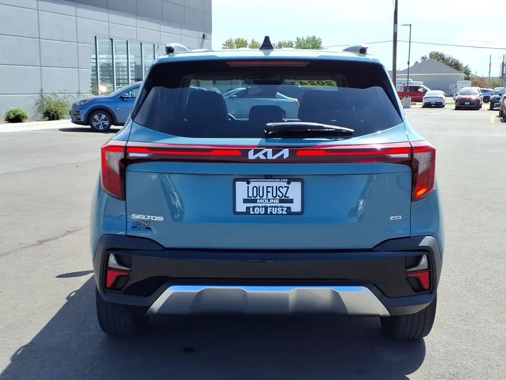 Used 2024 Blue Kia EX image 5