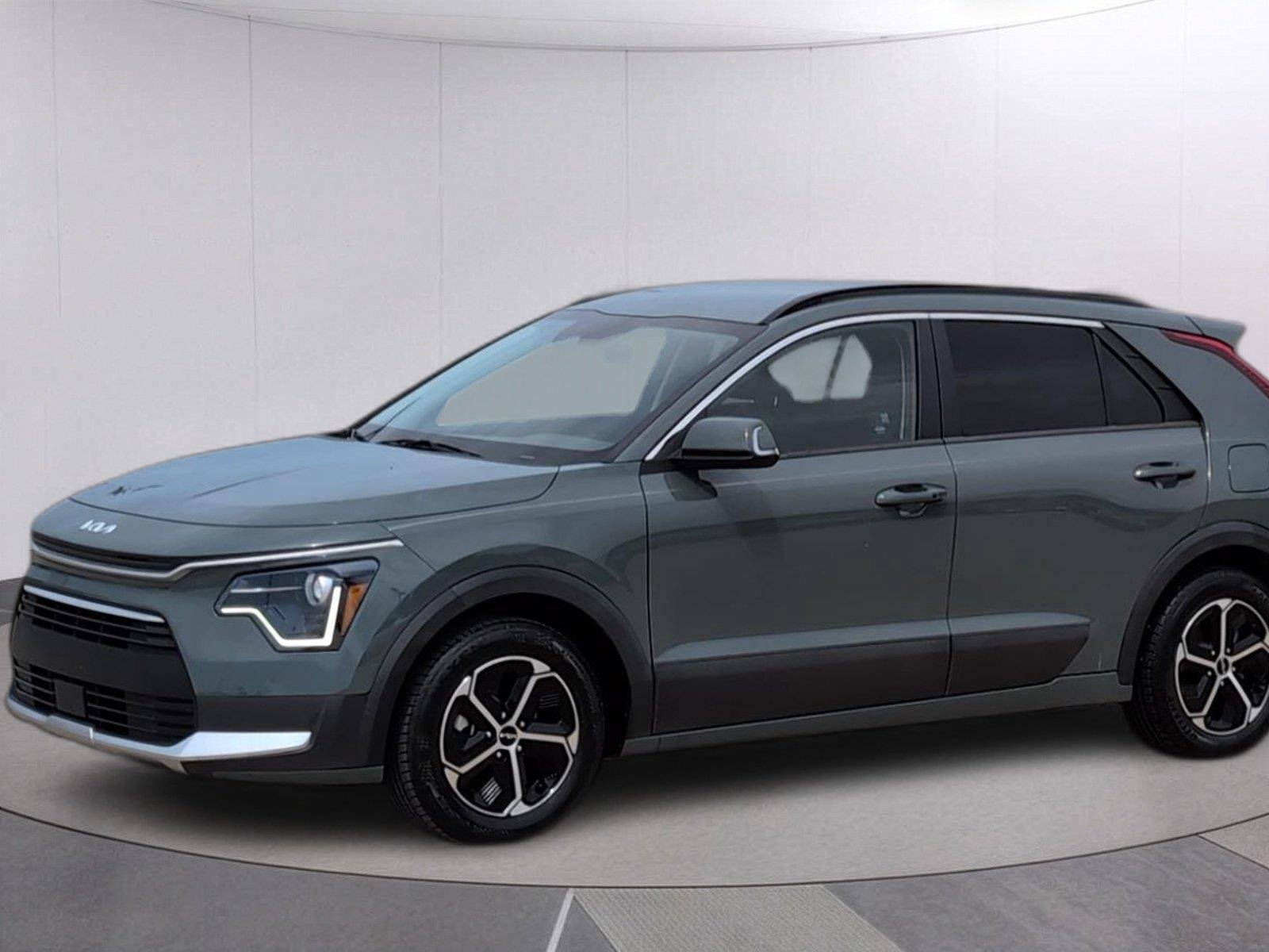 2024 Kia Niro EX
