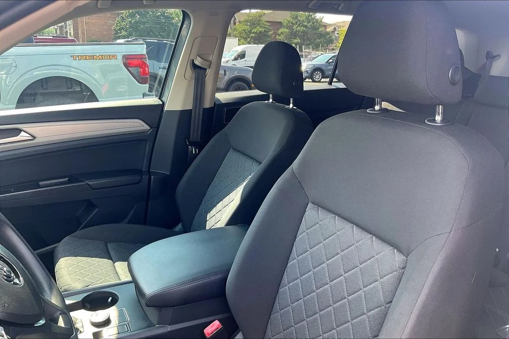 Used 2019 Gray Volkswagen S image 24