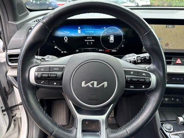 Used 2023 Glacial White Pearl Kia X-Pro Prestige image 9