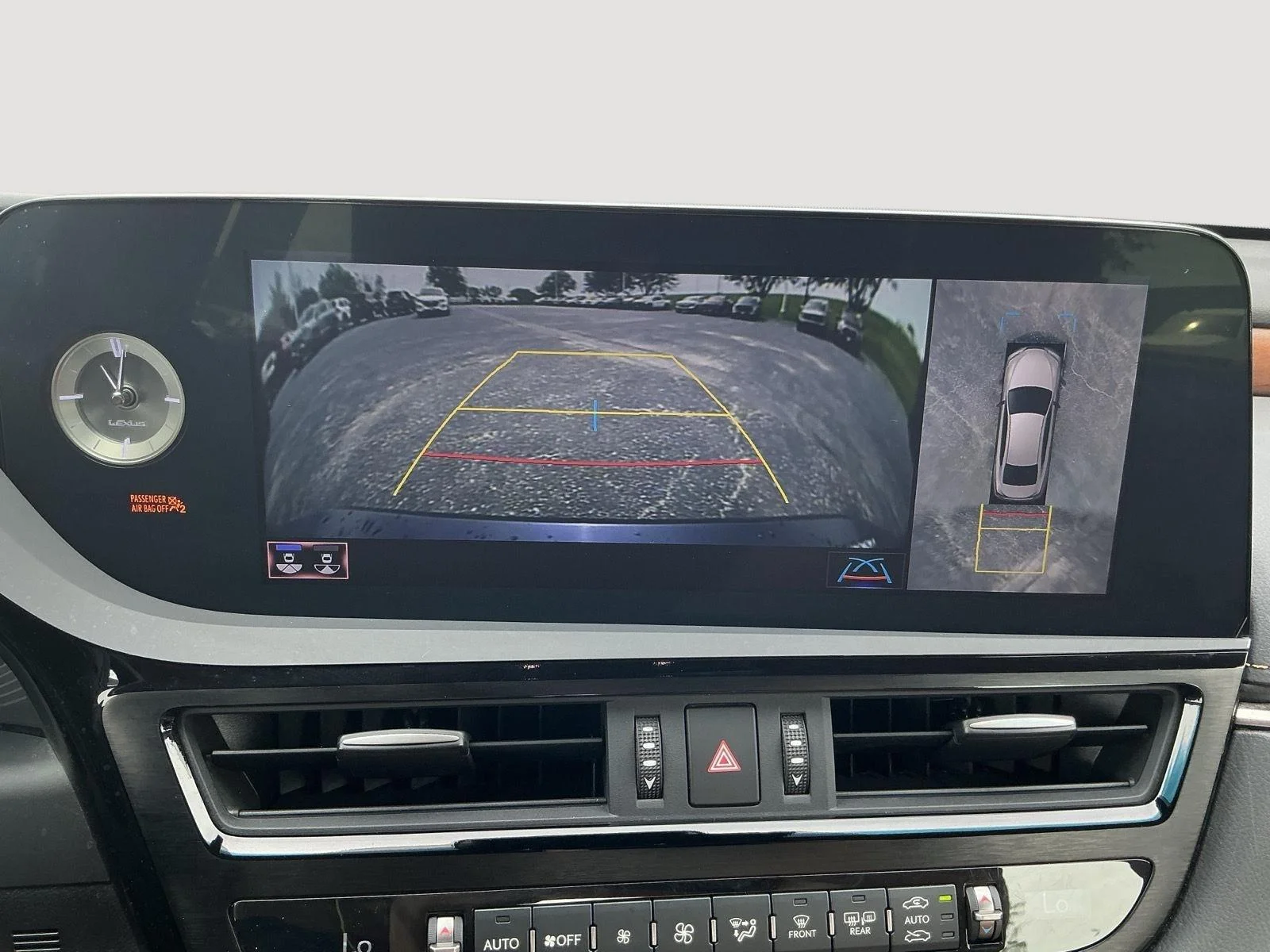 Used 2022 Nightfall Mica Lexus ES 300h Luxury image 23