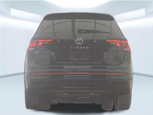 Used 2023 Black Volkswagen 2.0T SE R-Line Black image 13